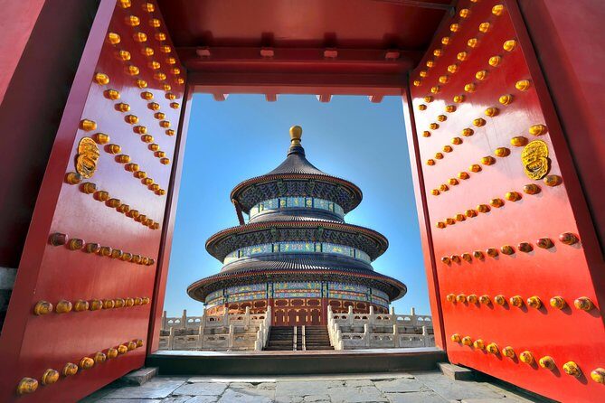 Beijing Historical Tour I - Forbidden City, Tiananmen Square & Temple of Heaven - Tiananmen Square: A Short Stop, Big Meaning