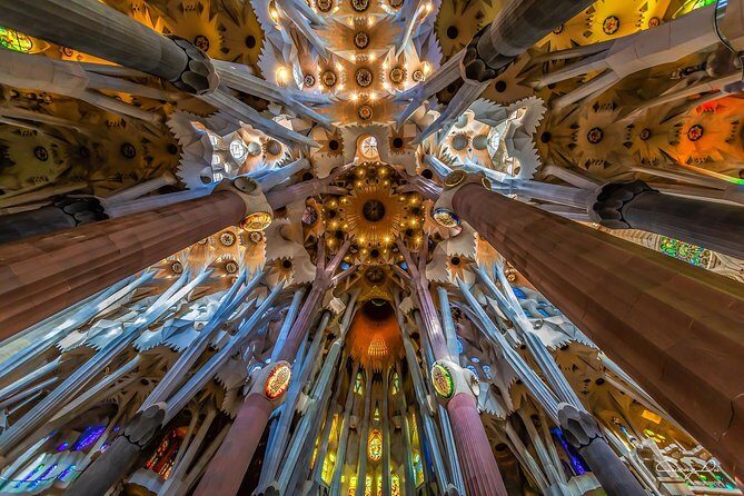 Best of Barcelona: Sagrada Familia & Park Guell Tour with Pick-up - Price and What You’re Actually Buying (Tickets Included Only in Private)