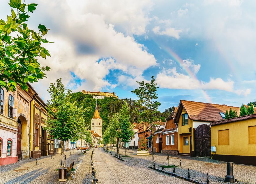 Bucharest: Bran & Peles Castle with Rasnov Citadel Day Trip - Peles Castle in Sinaia: royal opulence with museum logic