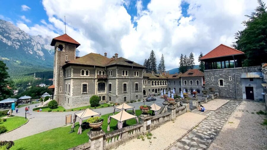 Bucharest: Day Trip 3 Castles Cantacuzino, Peles , Dracula’s - How the 12-hour timing really works (and where it can flex)