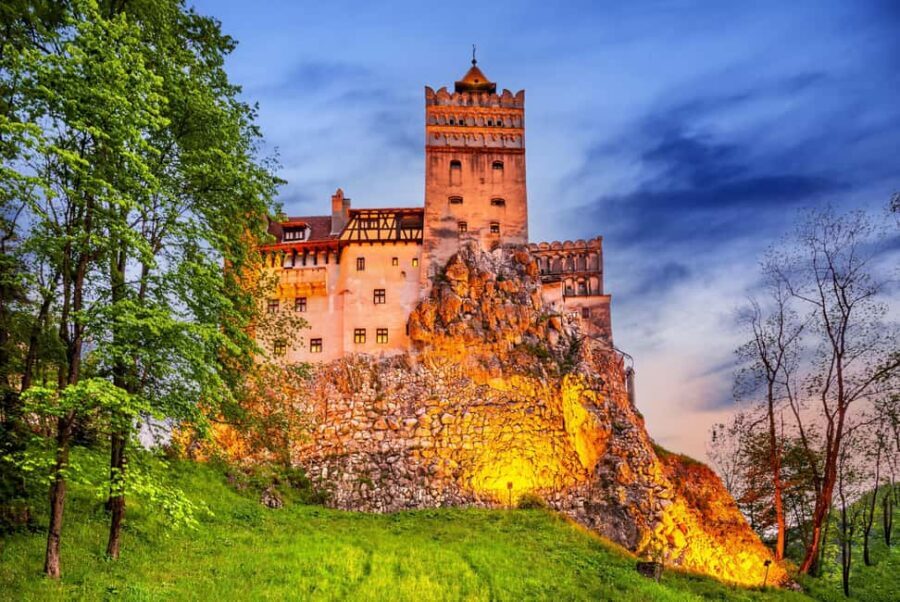 Bucharest : Dracula Castle, Peles Castle and Brasov Day Trip - Bucharest Pickups and the Carpathian Drive