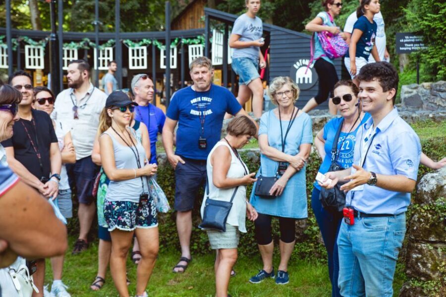 Bucharest: Dracula Castle, Peles Castle & Brasov Guided Tour - What the Tour Feels Like: Guided Storytelling With Time to Breathe