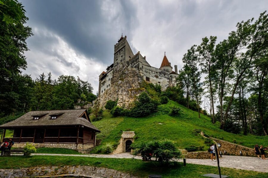 Bucharest : Peles Castle, Dracula's Castle & Brasov Day Trip - FAQ