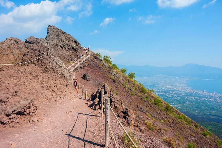 Campania Express Train Pompeii Tour with Vesuvius or Winery - My practical packing and on-site tips