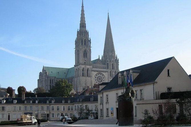 Chartres and Versailles Private Full-day tour - One Day, Two UNESCO Stars From Paris