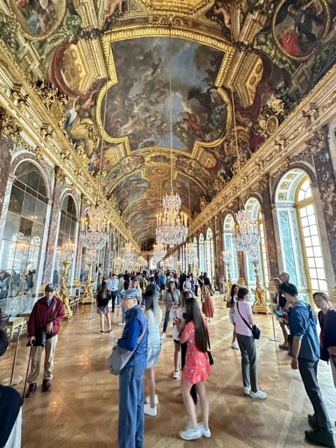 Chateau de Fontainebleau & Chateau de Versailles - Versailles Palace: King and Queen Apartments, Hall of Mirrors, and Charles Le Brun