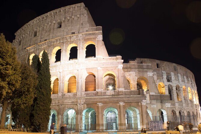 Colosseum & Ancient Rome by Night Guided Walking Tour - Why this night walk feels different than daytime Rome