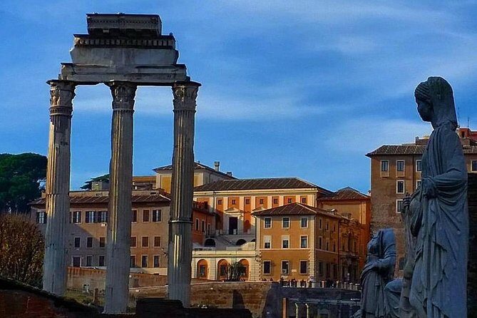Colosseum and Roman Forum Private Tour led by an archaeologist - From Piazza del Colosseo to your first skip-the-line gate