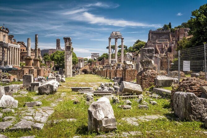 Colosseum Arena Floor Guided Group Tour with Roman Forum and Palatine Hill - When Plans Shift: Closures, Order Changes, and ID Checks