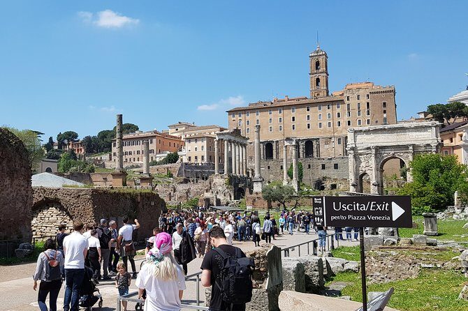 Colosseum Arena Floor, Roman Forum and Palatine Hill Guided Tour - Entering The Colosseum Arena: The Moment Most People Miss