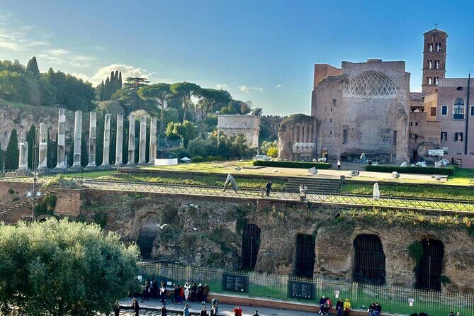 Colosseum Arena with Digital Audio & Forum, Palatine, Super Sites - Entering the Colosseum Arena Through the Gladiator-Style Route