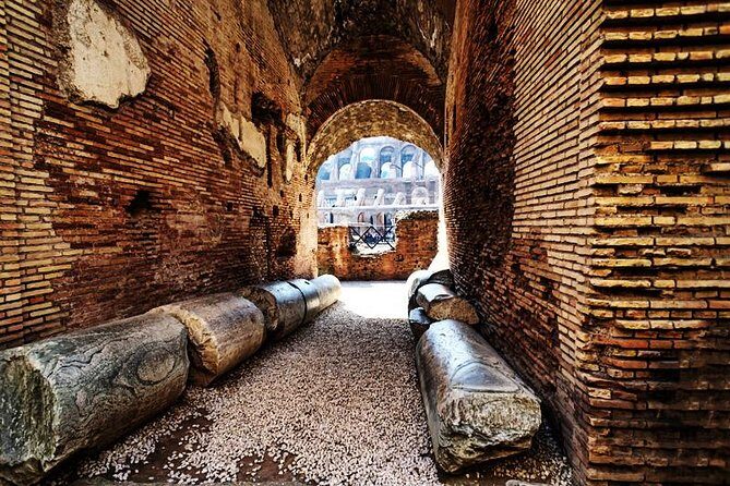 Colosseum Express Group Tour Experience - Two ways to see it: guided tour or self-guided audio
