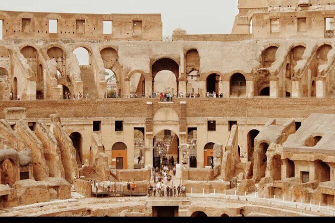 Colosseum: Express Small Group Tour with Top-Rated Guide - Meeting at Piazza del Colosseo and what to bring