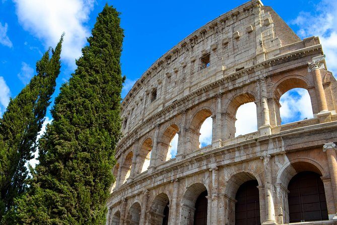 Colosseum Forum and Palatine Entry Mamertine Prison Audioguide - Crowds at the Colosseum: Manage Your Expectations