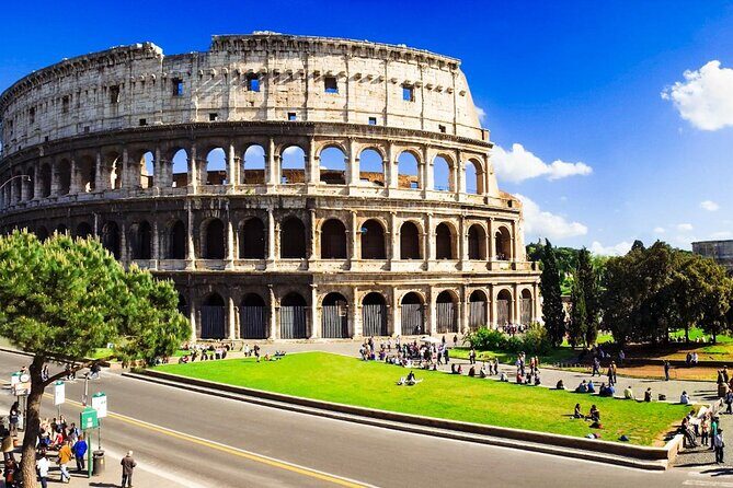 Colosseum, Roman Forum, Palatine Guided Tour or AudioGuide Option - What you’ll learn in the arena area (and why it helps)