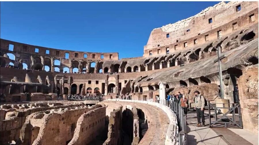Colosseum Special Access Tour, with Ancient Temples & Tombs - Rome’s culinary heritage: the odd-but-good surprise on this route