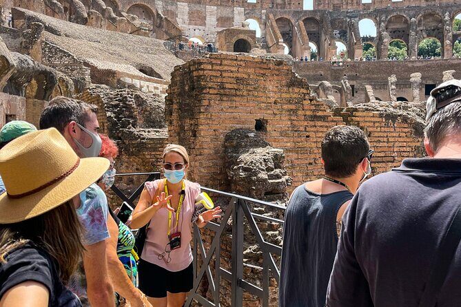 Colosseum Tour with Arena Floor, Palatine Hill and Roman Forum - Roman Forum in 30 minutes: the center of daily power
