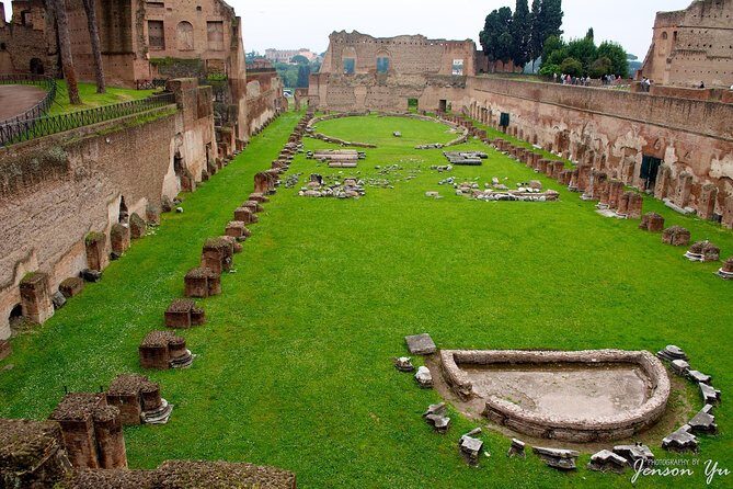 Colosseum Underground, Roman Forum & Cesar Palace Special Access - What to bring so the day stays pleasant