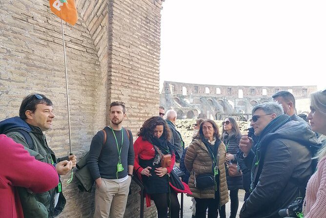 Colosseum with Gladiator Arena, Forum and Palatine in Spanish - Why This Spanish Tour Starts at the Gladiator Gate
