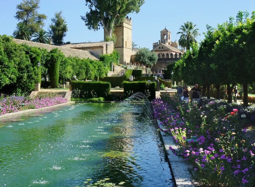 Córdoba: Mosque and Alcazar Private Tour with tickets - Tickets, timing, and meeting points: the small details that prevent stress