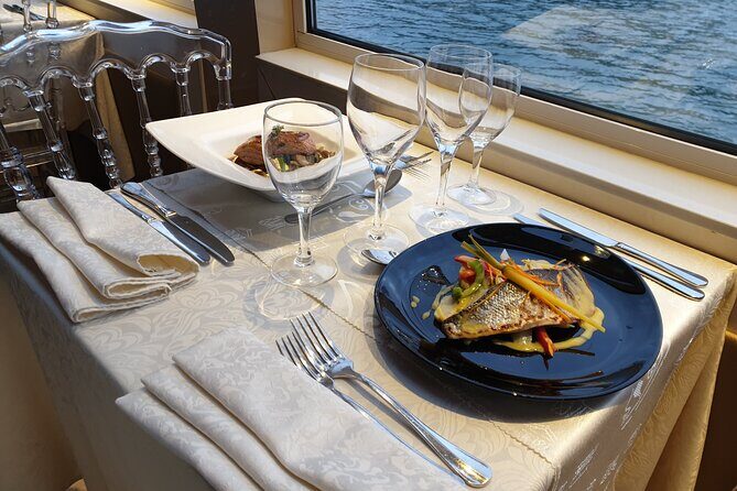 Dinner Cruise Prestige Check-out from the Eiffel Tower - Logistics that can make or break the night