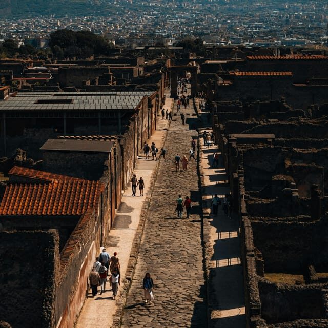 Discover Pompeii: Spanish Walking Tour of the Buried City - Who This Tour Suits Best