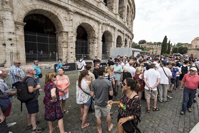 Discover Rome: Colosseum, Forum & Palatine Hill with Arena Option - Entering the Colosseum without the waste