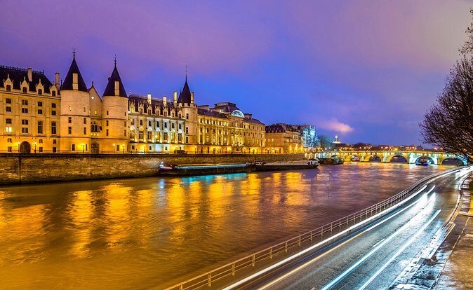 Eiffel Tower and City Tour by Bus with Seine River Cruise Option - Photo Strategy for Eiffel Tower, Louvre, and Notre-Dame at Night