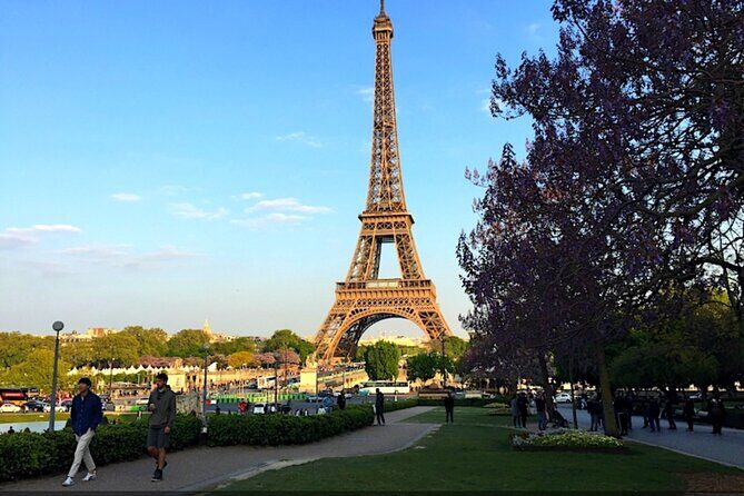Eiffel Tower Climbing Tour with Summit Access - Summit Time: Photos, Panoramas, and Staying Longer Than the Typical Rush