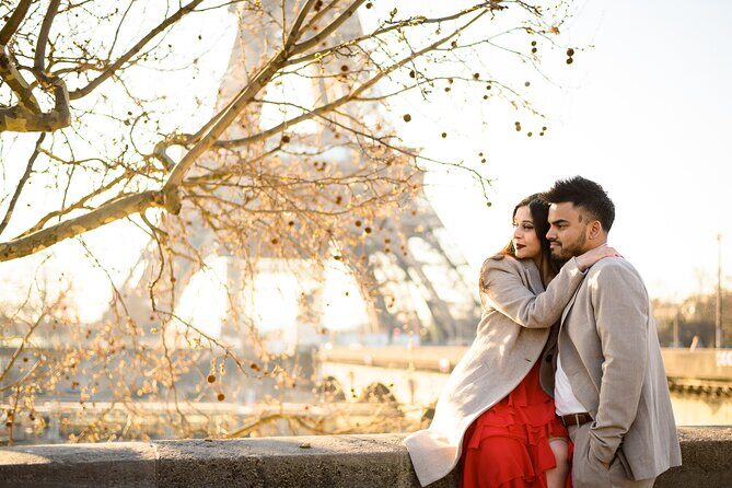 Eiffel Tower Photographer, Professional Photo shoot - Paris - The Eiffel Tower Stop: How to Get Photos That Don’t Look Like a Crowd Shot