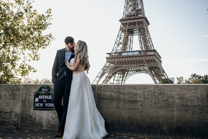 Eiffel Tower Private Photoshoot With a Professional Photographer - Where the shoot starts: Trocadéro views without the chaos
