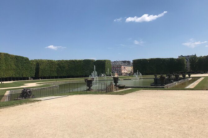 Electric 2-wheeler tour of the Chateau Park and Gardens - Grand Canal Ride: Choose Your View, Skip Some Crowds