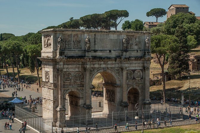 Esclusive Colosseum Tour with Roman Forum & Palatine Hill Access - Palatine Hill: Rome’s Mythical Starting Point (Quick but Powerful)