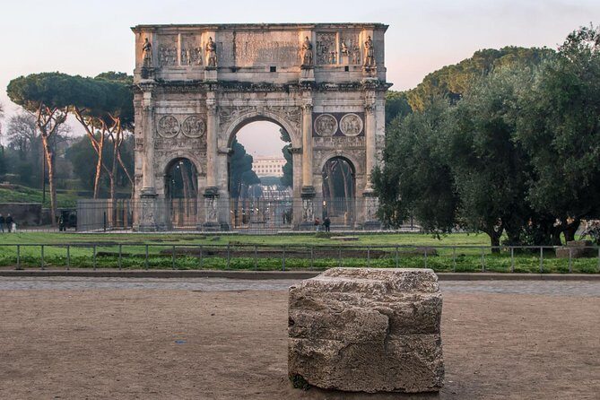 Exclusive Colosseum Tour with Top-Rated Guide - Group Size, Radios/Earphones, and Listening in a Noisy Place