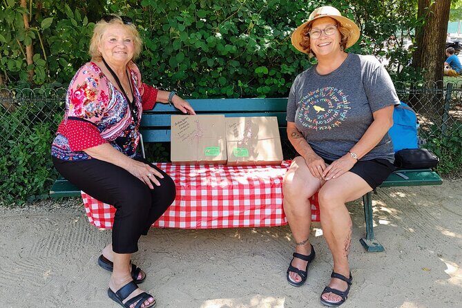 Exclusive Gourmet Picnic Experience at the Eiffel Tower - Why an Eiffel Tower picnic feels like the right kind of Paris