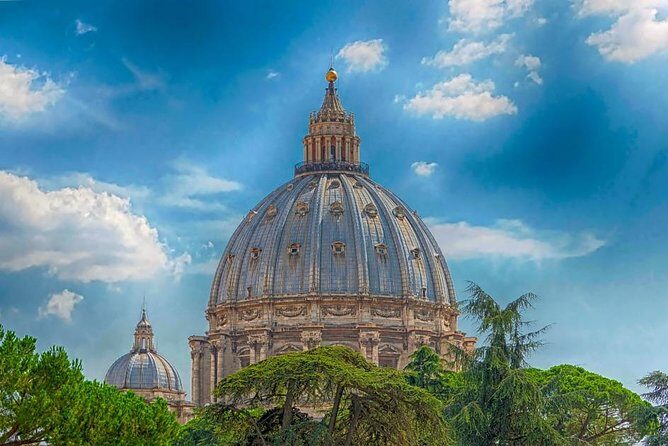 Excursion from Civitavecchia to Rome: Vatican, Colosseum, Roman Forum + Lunch - Vatican Museums and the Sistine Chapel: fast entry, smart focus