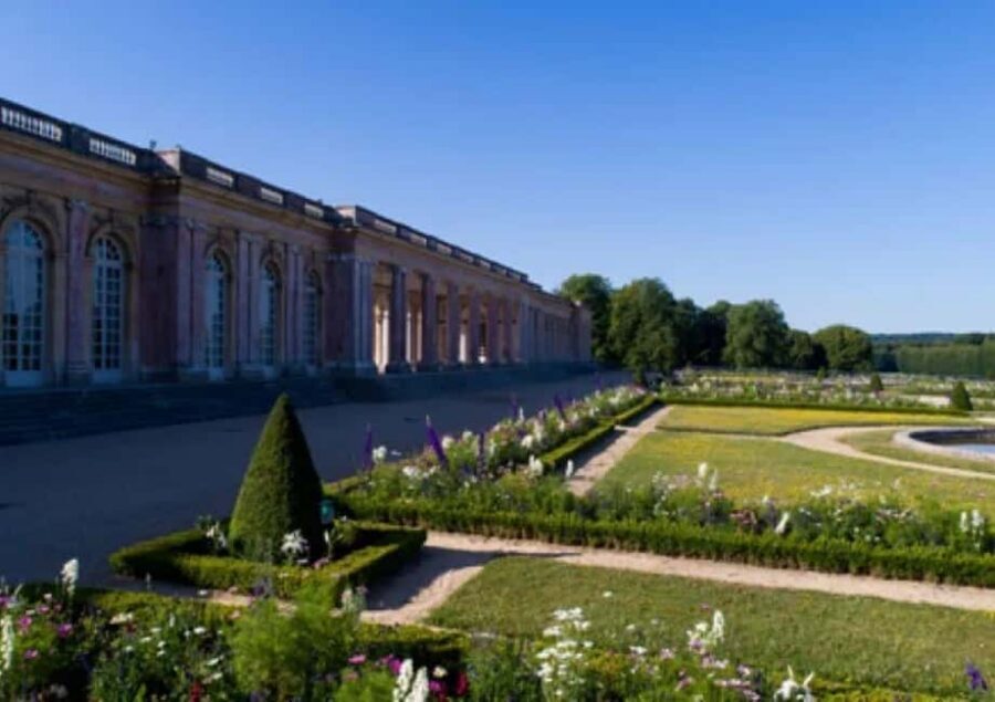 Excursion from Paris to Versailles Palace by Tootbus - Gardens and Trianon estate: where the ticket really expands