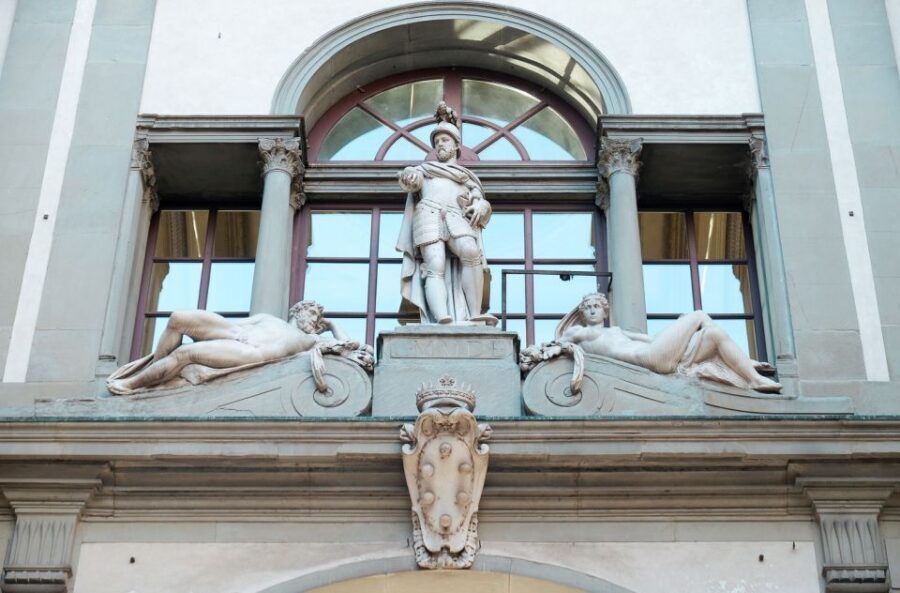Florence: Accademia, Uffizi, and City Center Walking Tour - Early-Access Uffizi and Accademia in One Plan