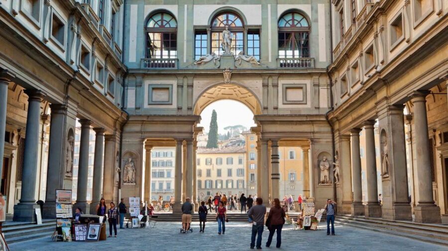 Florence: David & Uffizi Gallery Guided Tour for Small Group - Group size, languages, and the kind of day to expect