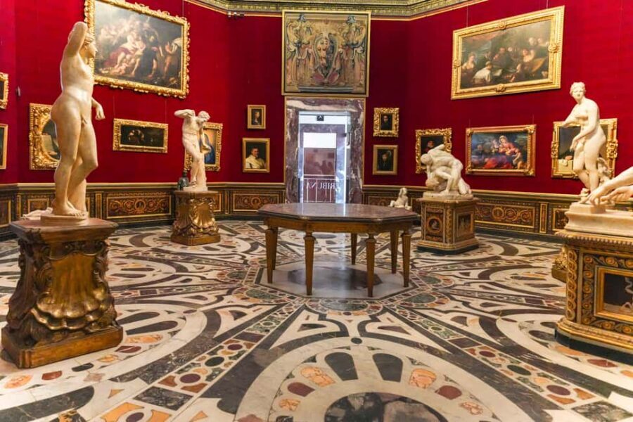Florence: Fast Track Uffizi Gallery Guided Tour - Meeting Up by Leonardo da Vinci: Then You’re Off