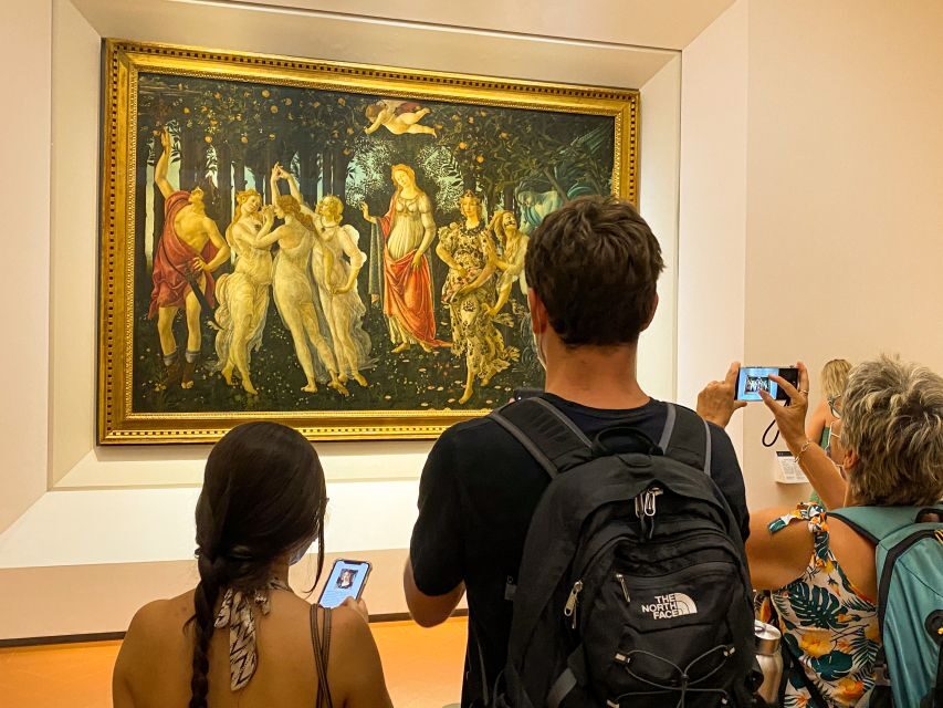 Florence: Fast-track Uffizi Gallery Hosted Tickets - Meeting the Host Outside the Uffizi: Giotto Is Your Anchor Point
