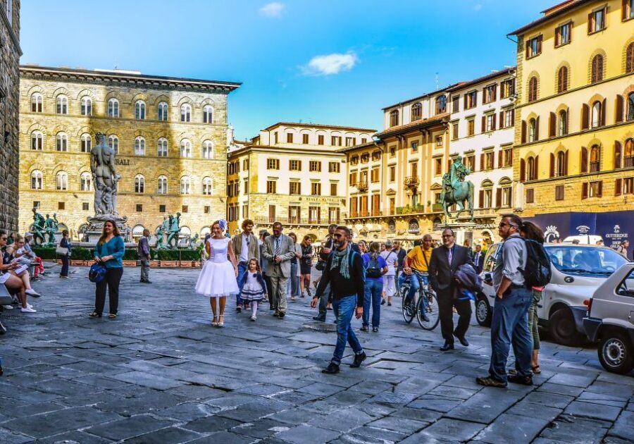 Florence in one Day: Walking Tour with Uffizi and Accademia - Ponte Vecchio and Il Porcellino: the local stops that don’t feel touristy