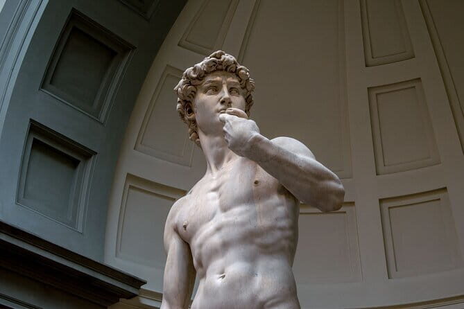 Florence in one day with a localGuide: David-City walk-Uffizi - Accademia Gallery priority entry: Michelangelo’s David, up close