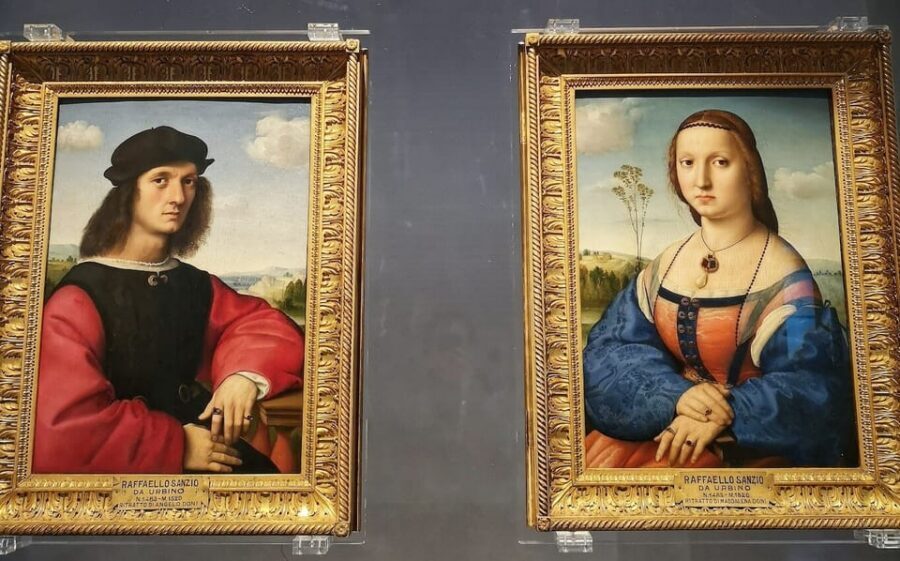 Florence: Uffizi Gallery Masterpieces Small Group Tour - Leonardo and Raphael: genius explained through clear artistic contrasts