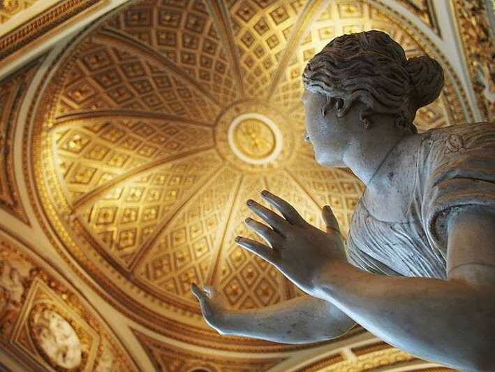 Florence: Uffizi Gallery Masterpieces Small Group Tour - Meeting at Piazza della Signoria: find the guide and get set