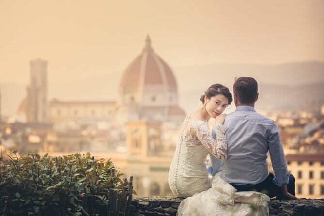 FLORENCE: Uffizi Gallery + Palazzo Vecchio monolingual Guided Tour - Small Group - Palazzo Vecchio: historical building access with a clear time window