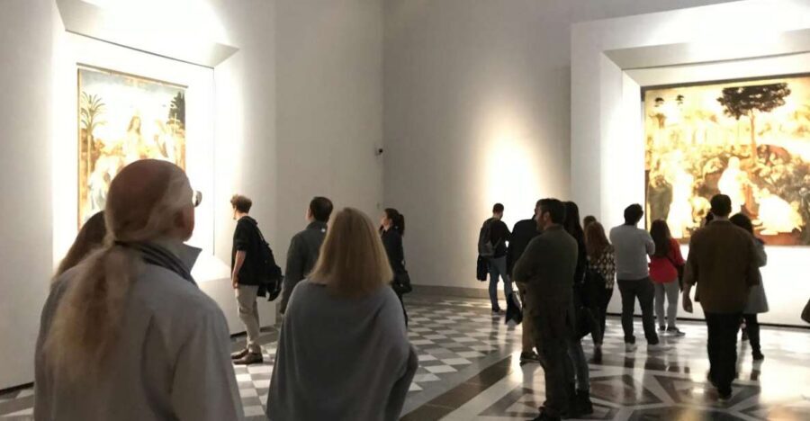Florence: Uffizi Gallery Private Treasure Hunt for Families - Piazza della Signoria: Florence’s open-air art lesson