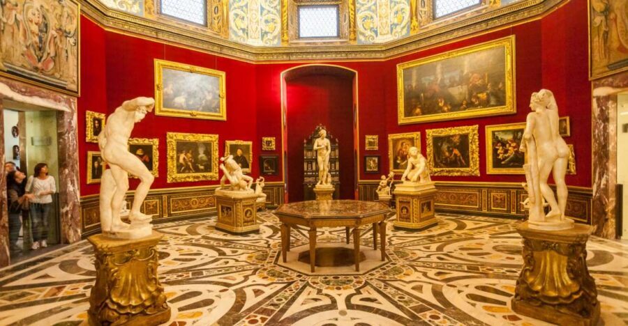 Florence: Uffizi Gallery Tickets with Optional Audio Guide - Audio Guide Pickup: Freedom to Explore, With a Real-World Deposit