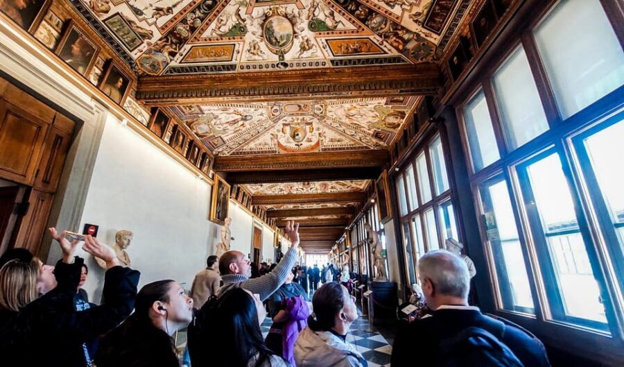 Florence: Uffizi Skip-the-Line Guided Tour - Small Group Up to 25: Better Listening, Better Pace