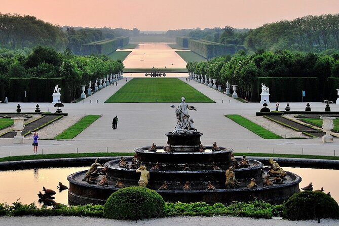 Fontainebleau, Versailles, Trianon Small group from Paris - Key points before you go